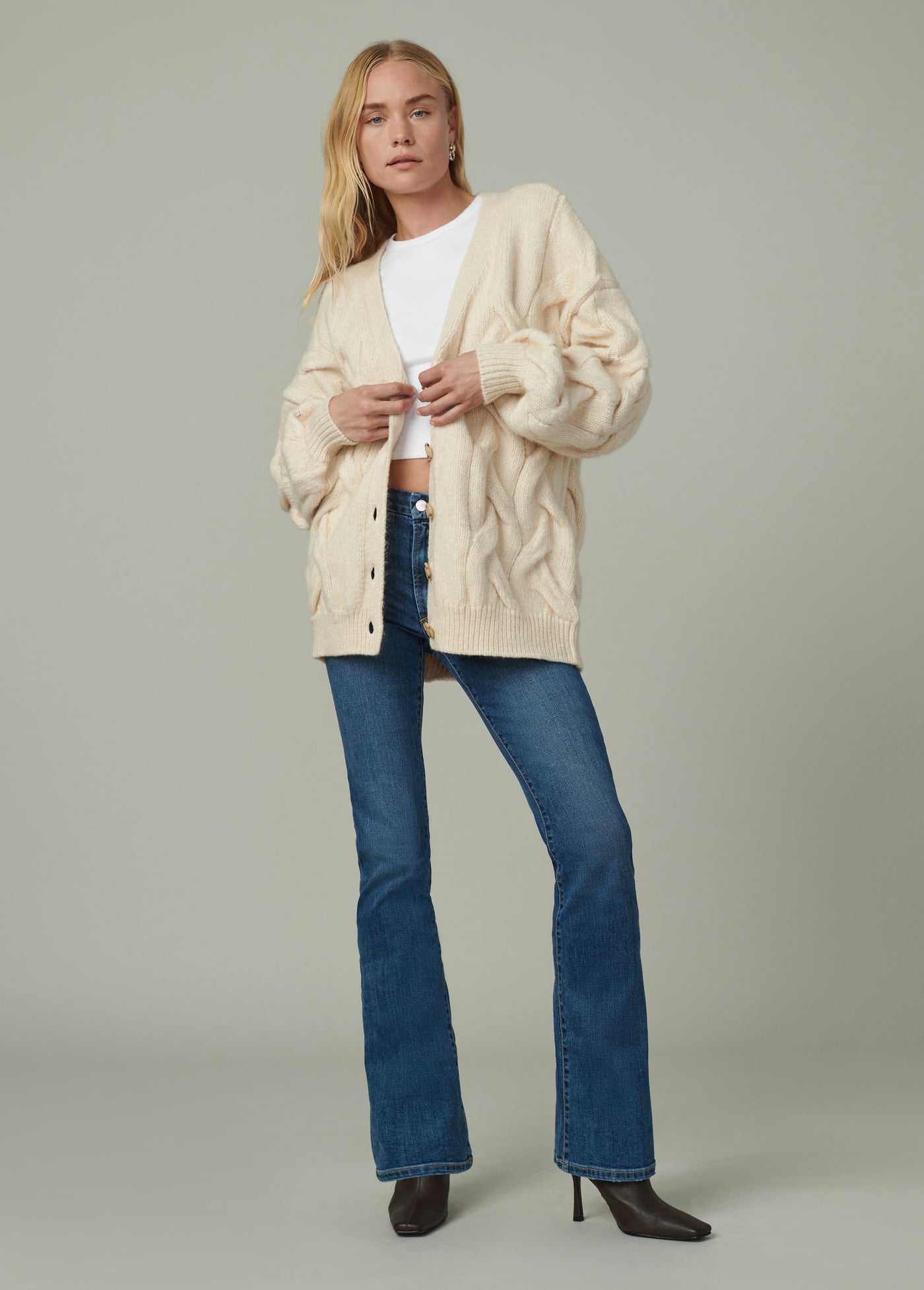 0844290e-f2f7-4a38-802b-