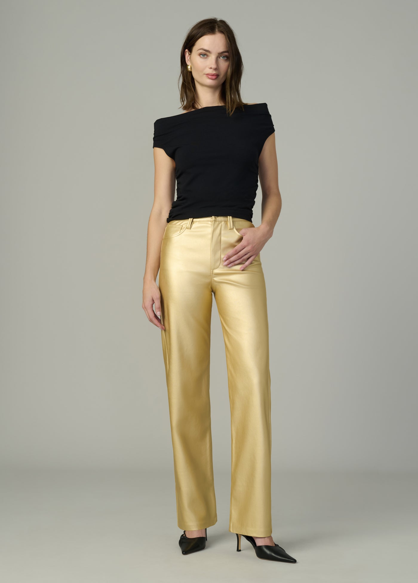 82ddc883-1a93-4e96-9c86-