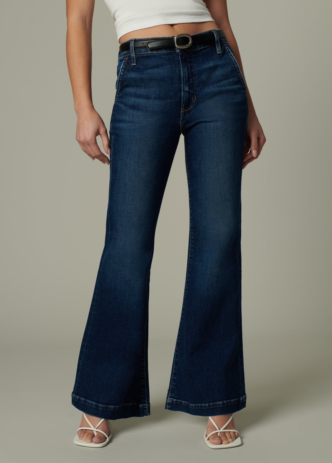 Petite Jeans 28 Inseam