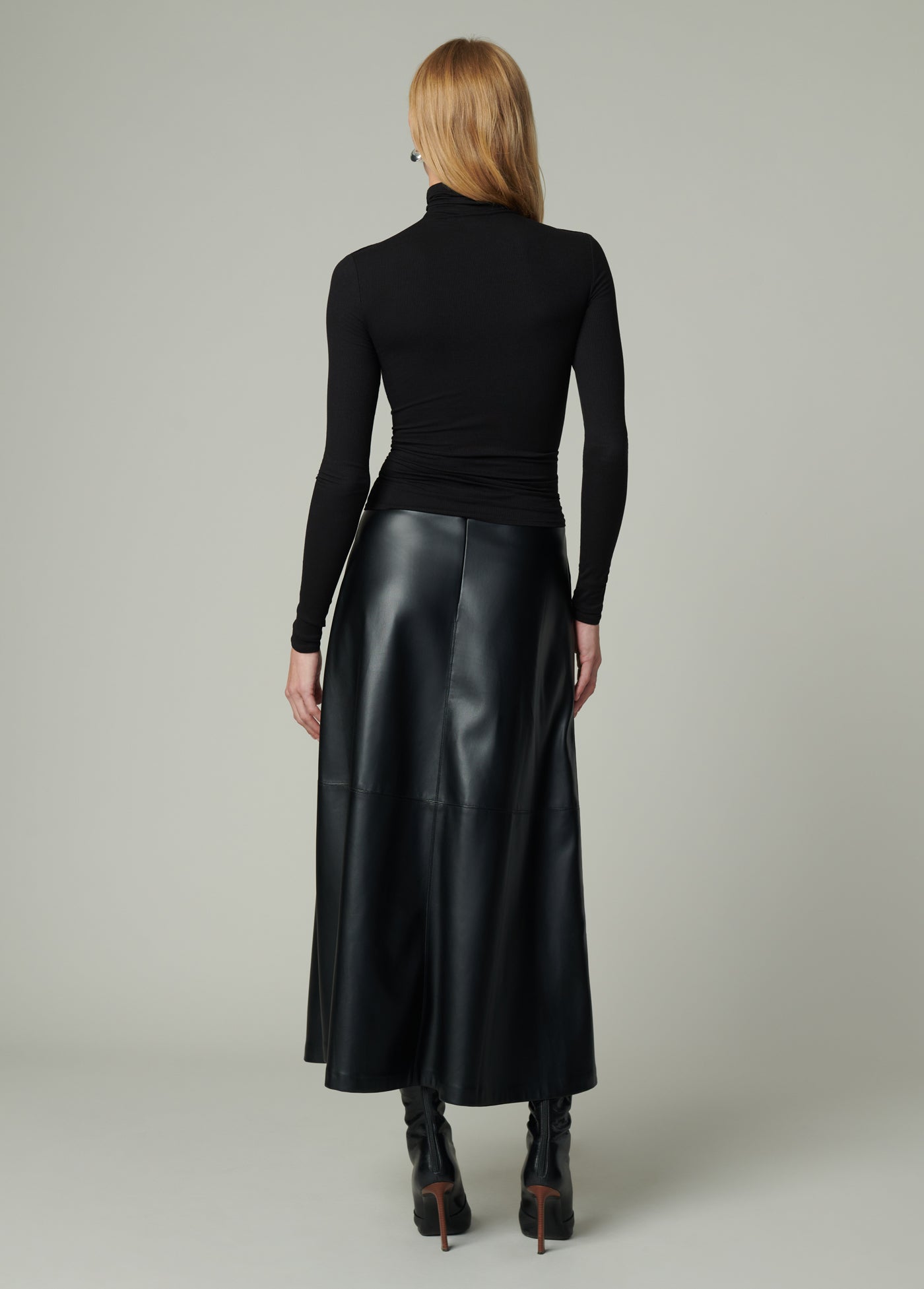 Tony Long Sleeve Top Black | Comfortable women's Tops – Joe's® Jeans