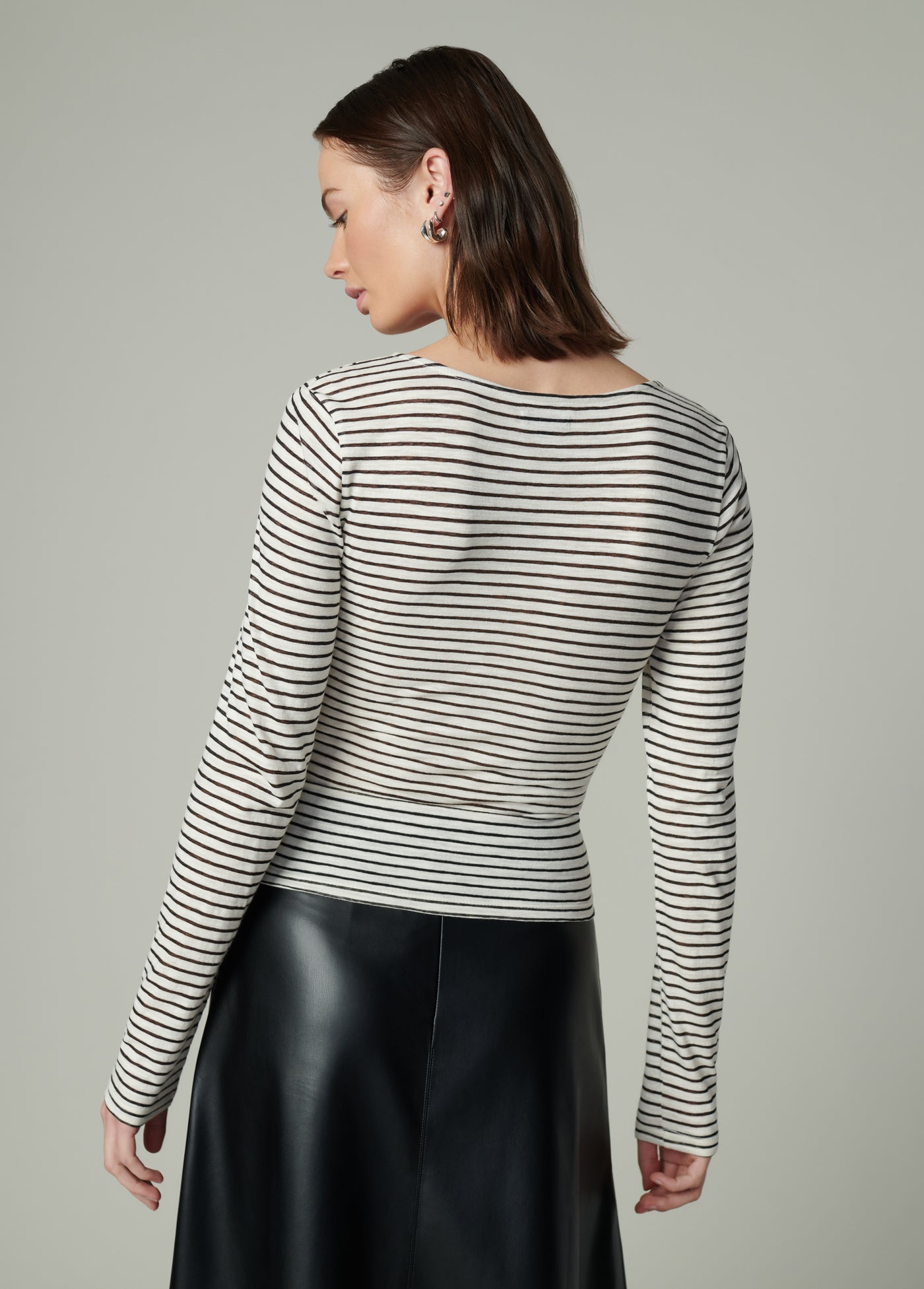 THE AVA STRIPE TWIST V NECK TOP – Joe's® Jeans