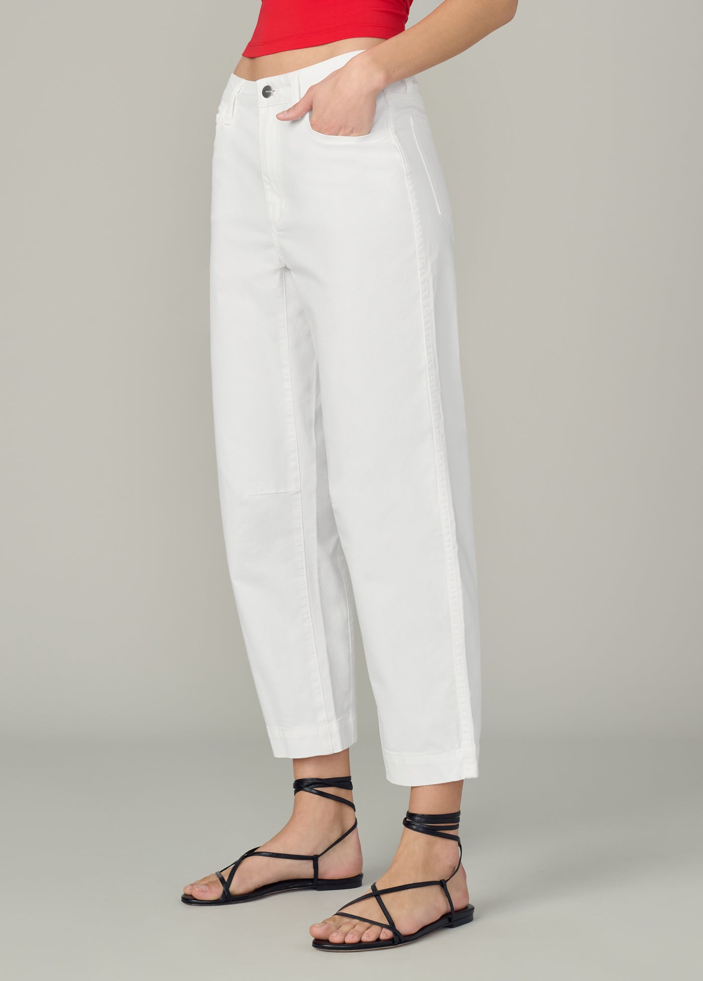 (取寄) ジョーズジーンズ レディース ザ ワイルダー リラックスド-フィット バレル Joe's Jeans women The Wilder Relaxed Barrel White 8bd5834a-74b4-4b71-be5f-