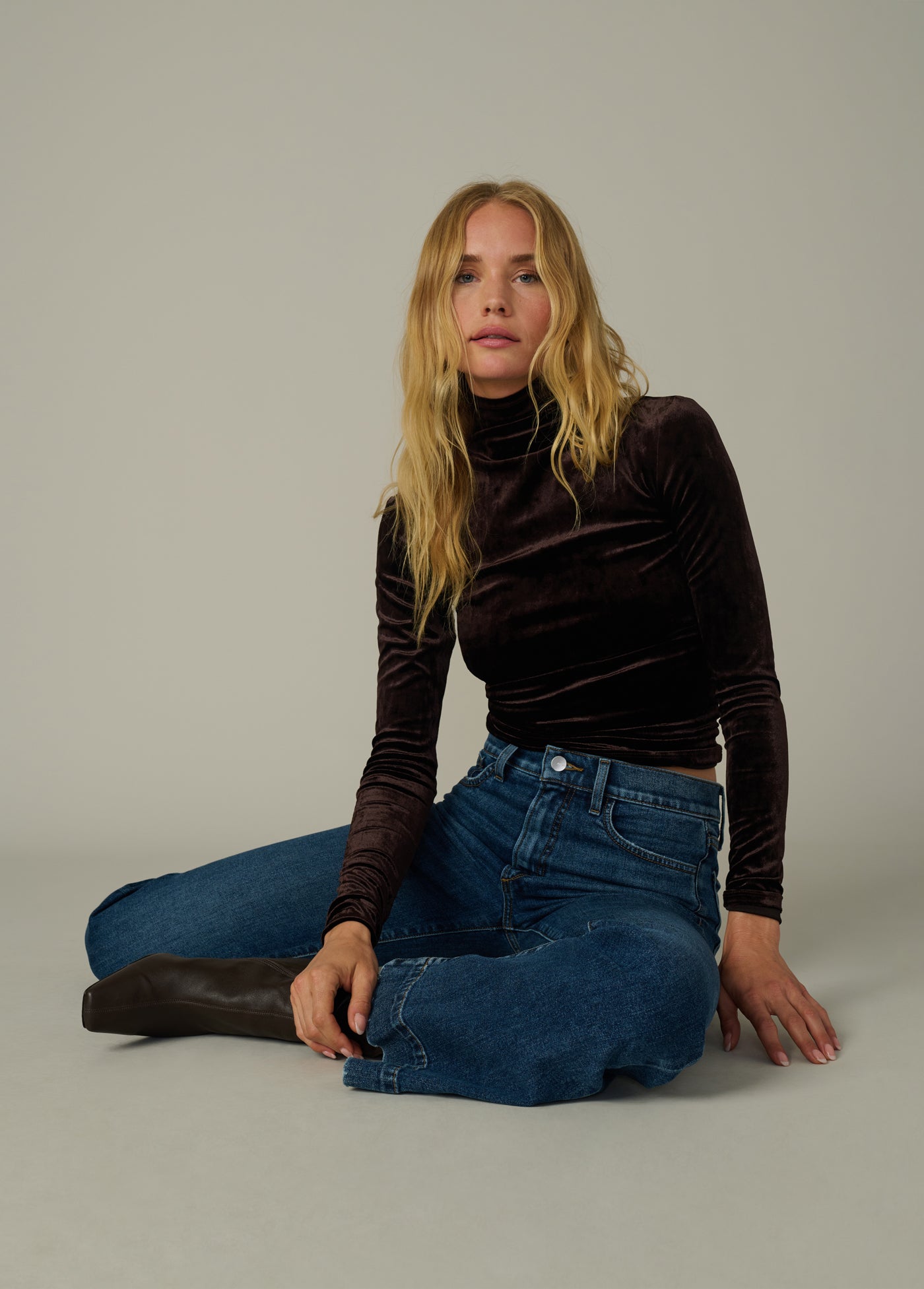 Velvet Tony Long Sleeve Top | Cacao Fitted Funnel Neck Velvet Knit