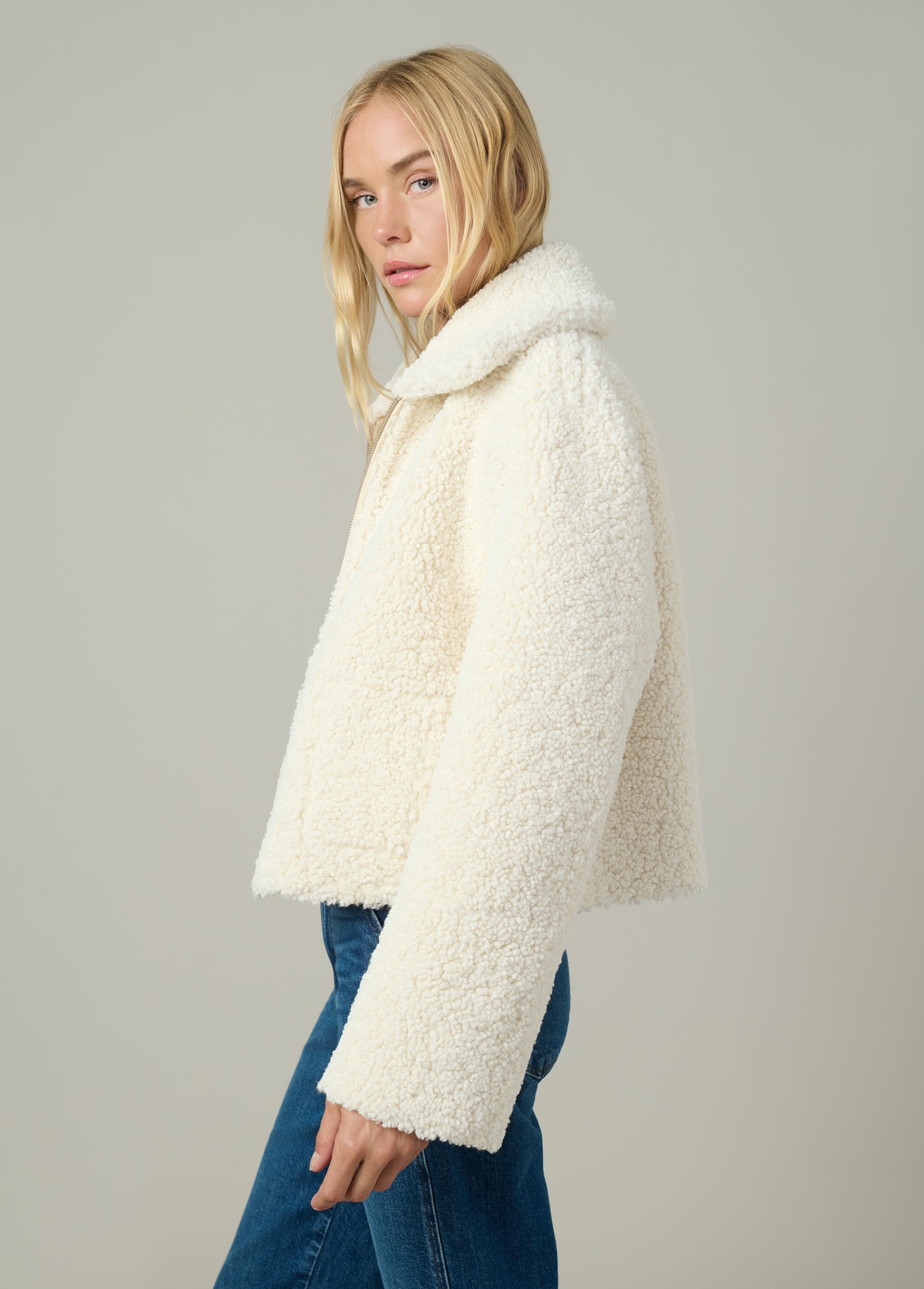 HALLE REVERSIBLE SHERPA JACKET – Joe's® Jeans