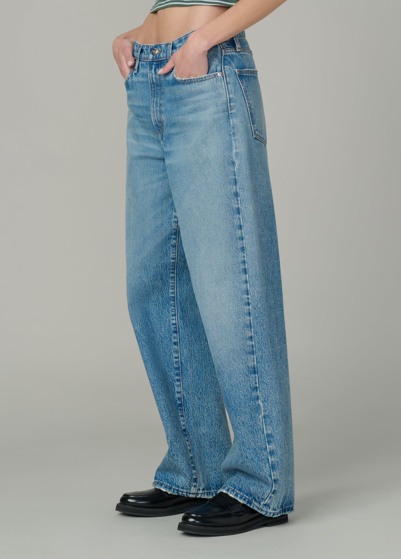 Ryan Low Slung Baggy Anonymous | Mid Rise Wide Leg Women's Jeans