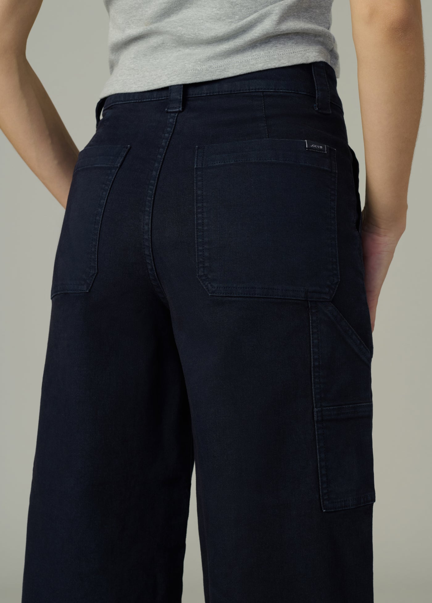 THE CHLOE UTILITY WIDE LEG CROP – Joe's® Jeans