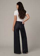 THE MIA PETITE