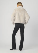 THE COZY COAT