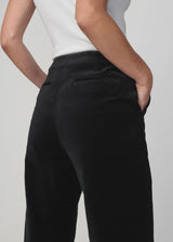 THE VELVETEEN SLIM CLEAN PANT