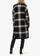 BLACK WHITE PLAID