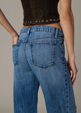 VINTAGE LIGHT WASH